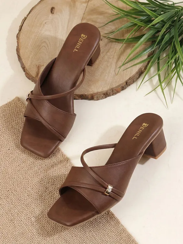 Brown_Synthetic_Leather_Heels_For_Women