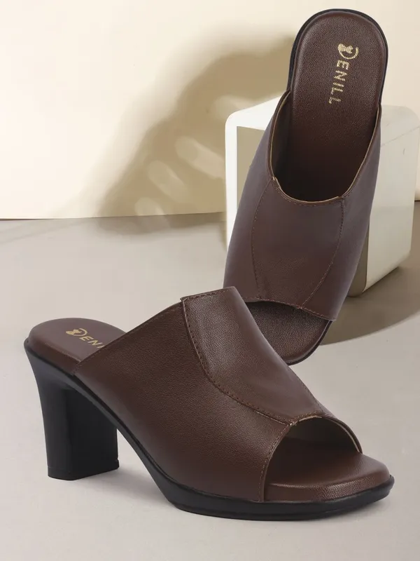 Brown_Synthetic_Leather_Heels_For_Women