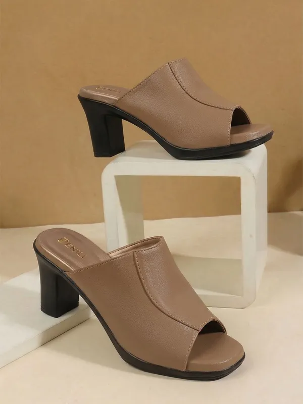 Beige_Synthetic_Leather_Heels_For_Women
