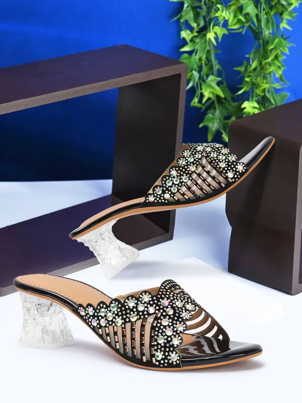 Black_Synthetic_Heels_For_Women