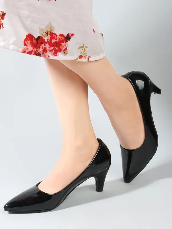 Black_Fabric_Heels_For_Women