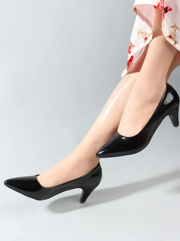 Black_Fabric_Heels_For_Women