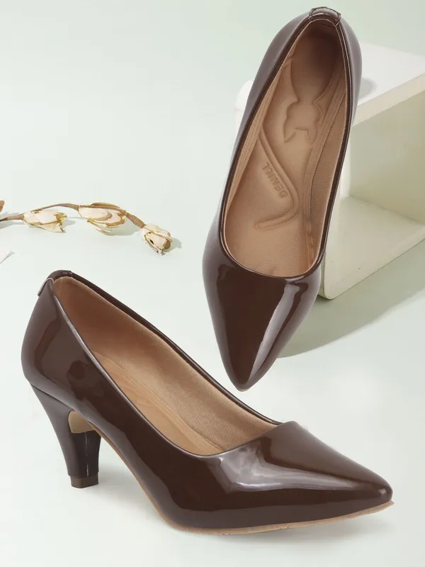 Brown_Patent_Leather_Heels_For_Women