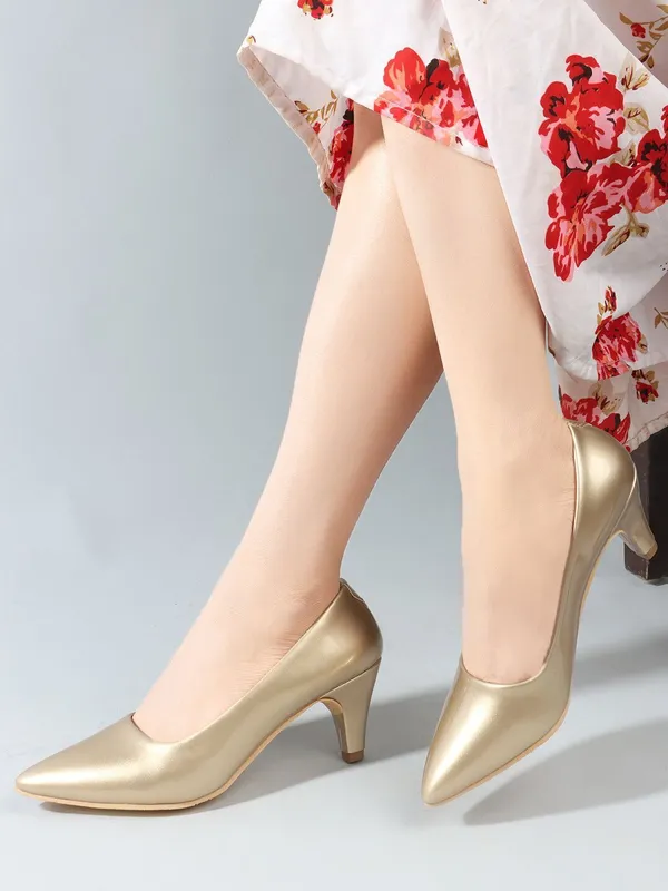 Gold_Fabric_Heels_For_Women