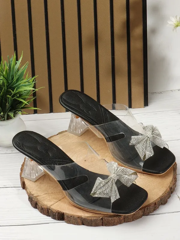 Black_Synthetic_Heels_For_Women