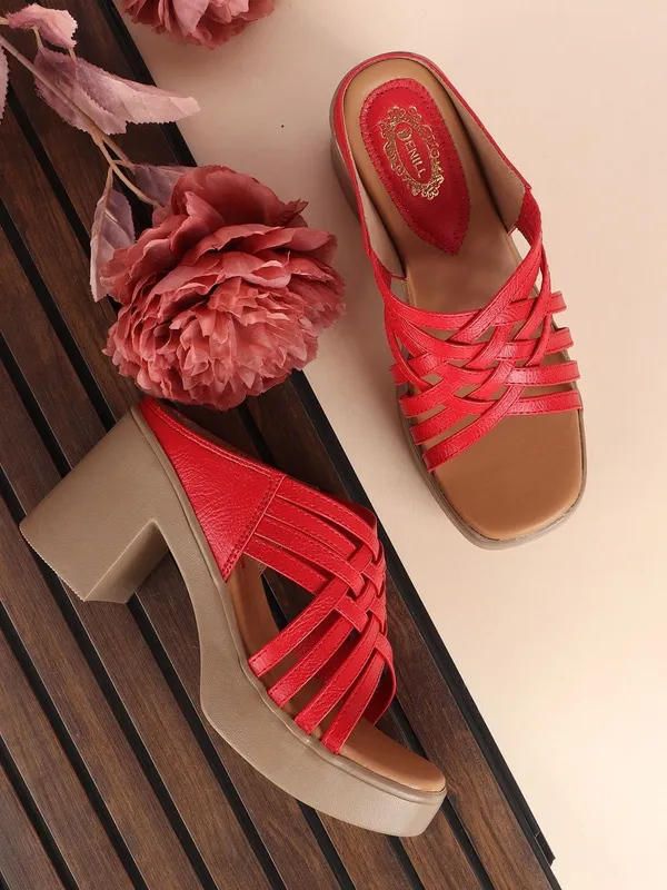 Red_Synthetic_Leather_Heels_For_Women