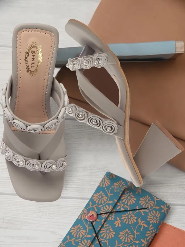 Grey_Synthetic_Leather_Heels_For_Women