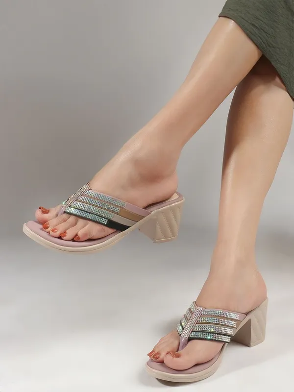 Pink_Synthetic_Leather_Heels_For_Women