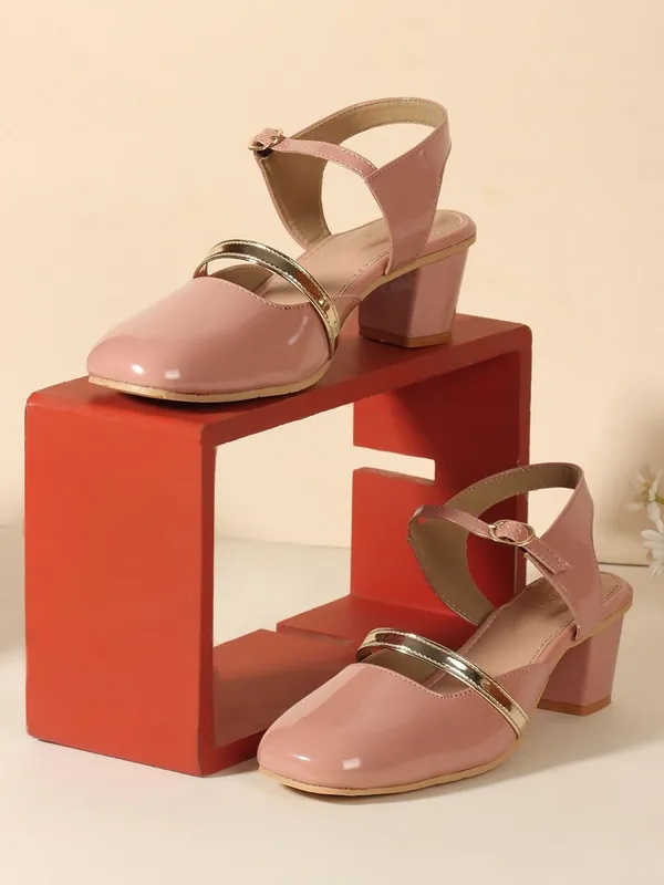 Pink_Patent_Leather_Heels_For_Women