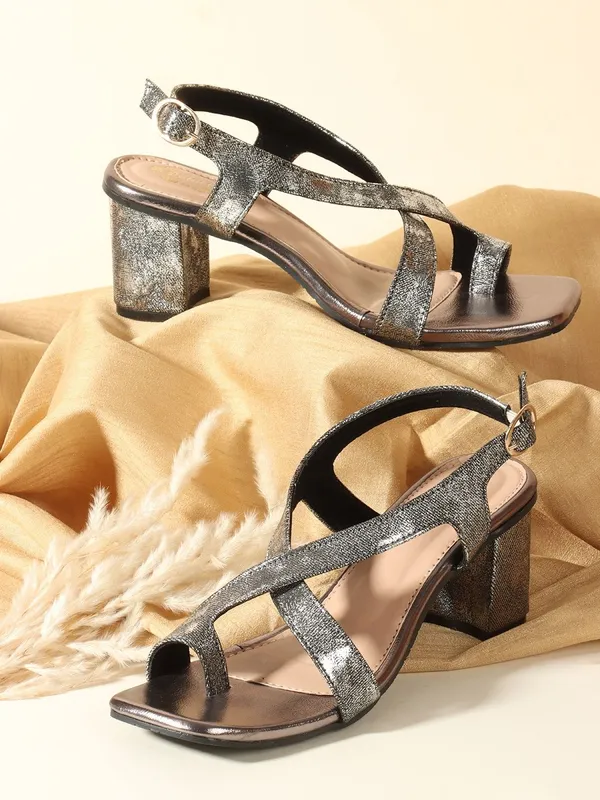 Grey_Synthetic_Leather_Heels_For_Women