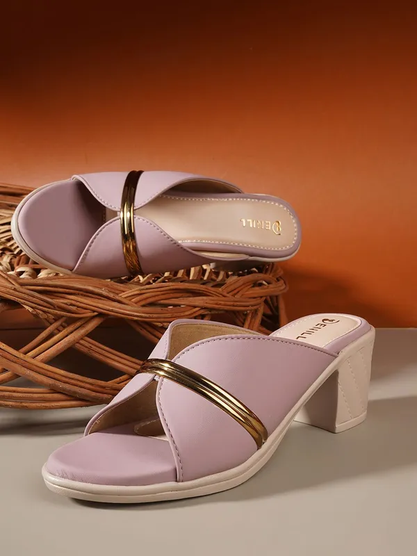 Pink_Synthetic_Leather_Heels_For_Women