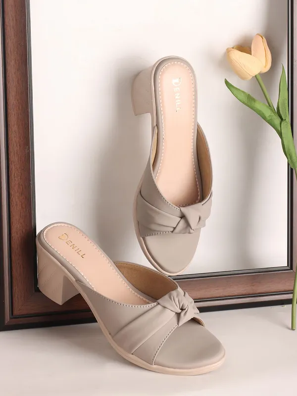 Grey_Synthetic_Leather_Heels_For_Women