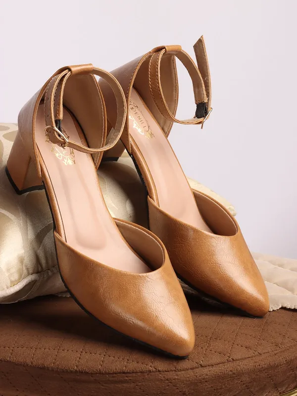 Beige_Synthetic_Leather_Heels_For_Women