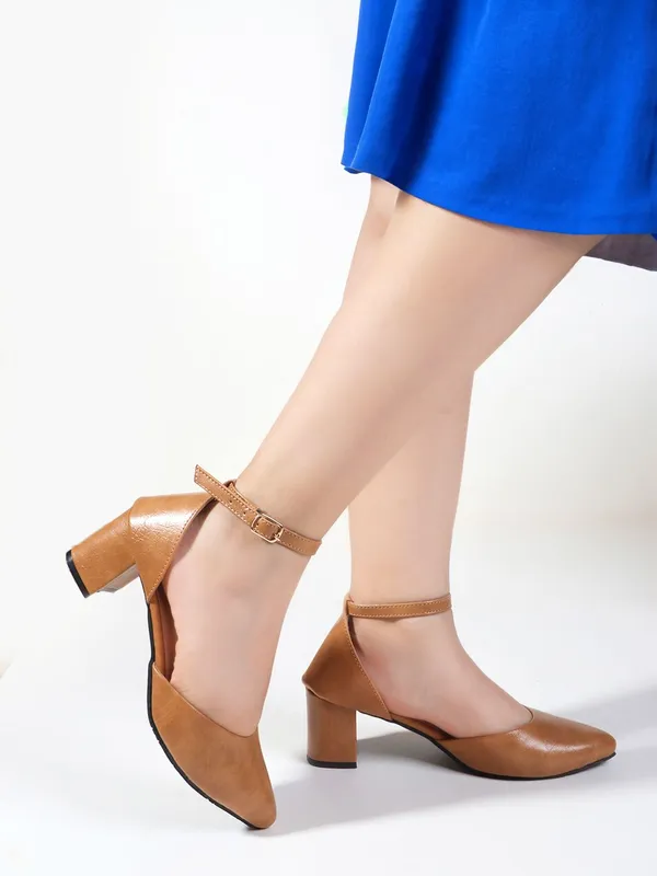 Beige_Synthetic_Leather_Heels_For_Women