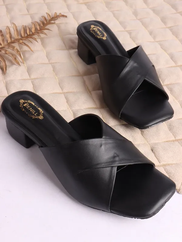 Black_Synthetic_Leather_Heels_For_Women