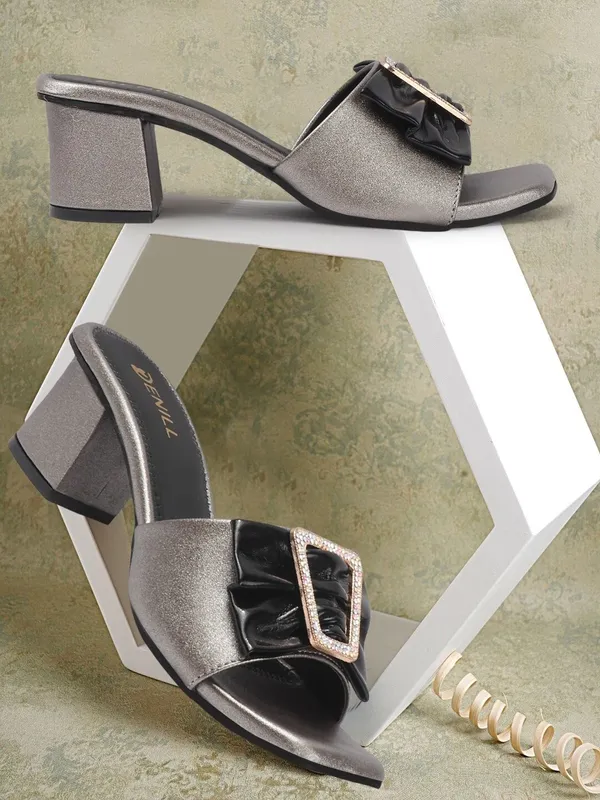 Grey_Synthetic_Leather_Heels_For_Women