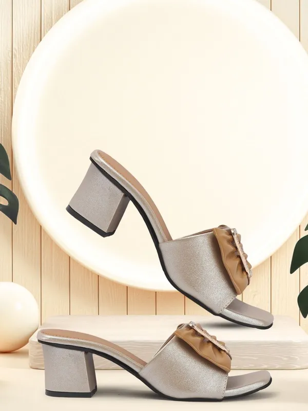 Gold_Synthetic_Leather_Heels_For_Women