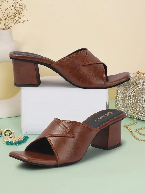 Brown_Synthetic_Leather_Heels_For_Women