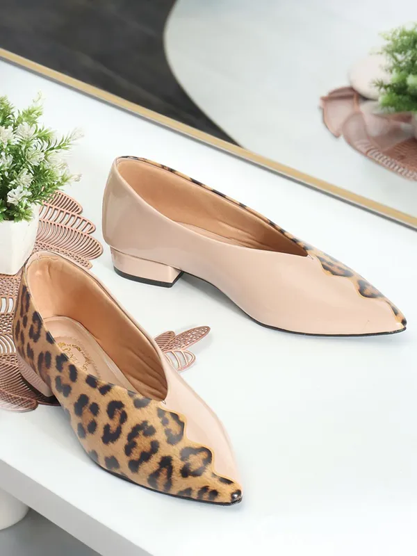 Beige_Synthetic_Leather_Flats_For_Women