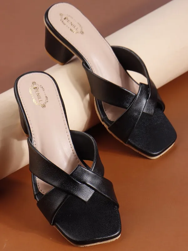 Black_Synthetic_Leather_Heels_For_Women