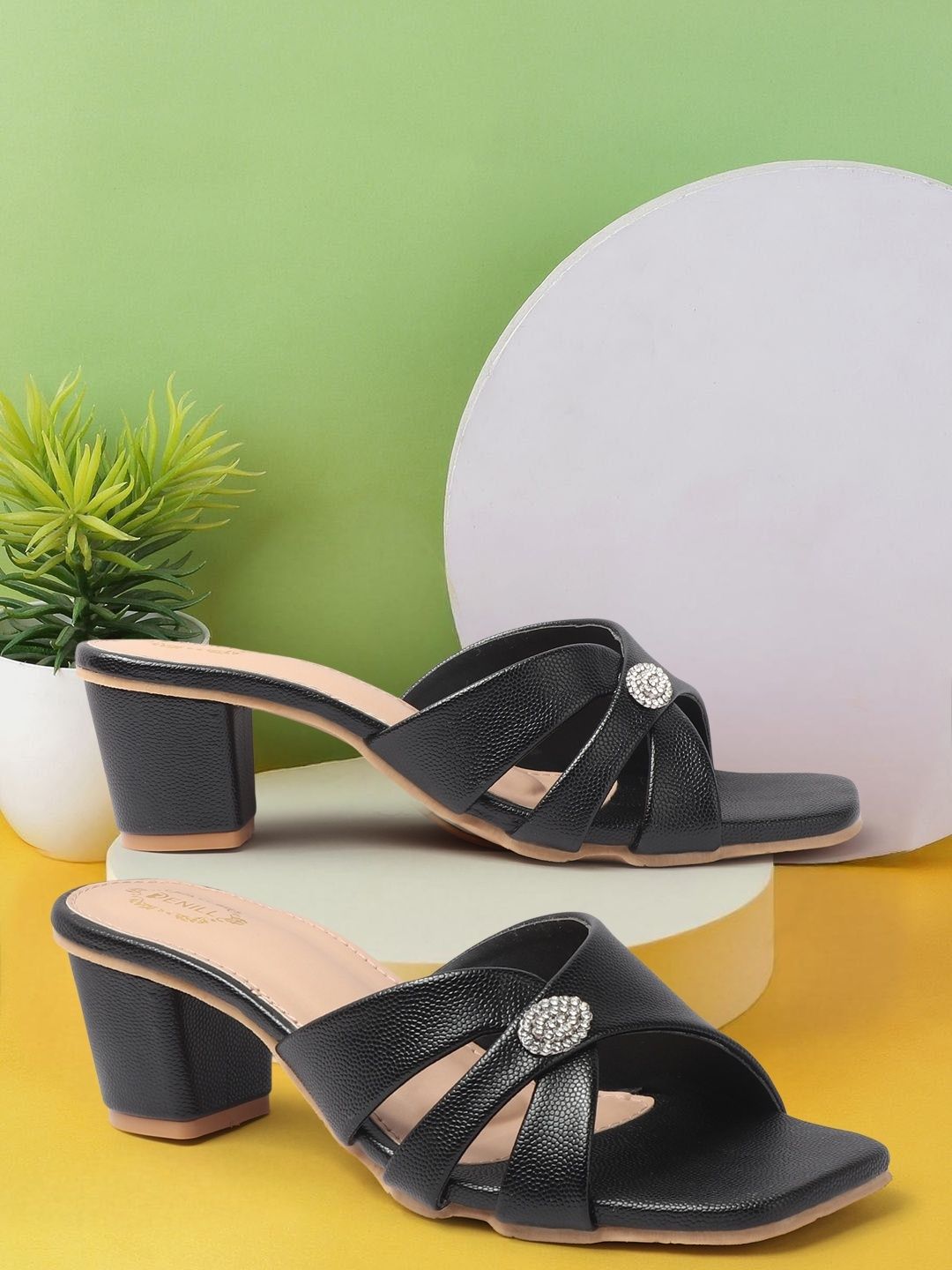 Black_Synthetic_Leather_Heels_For_Women