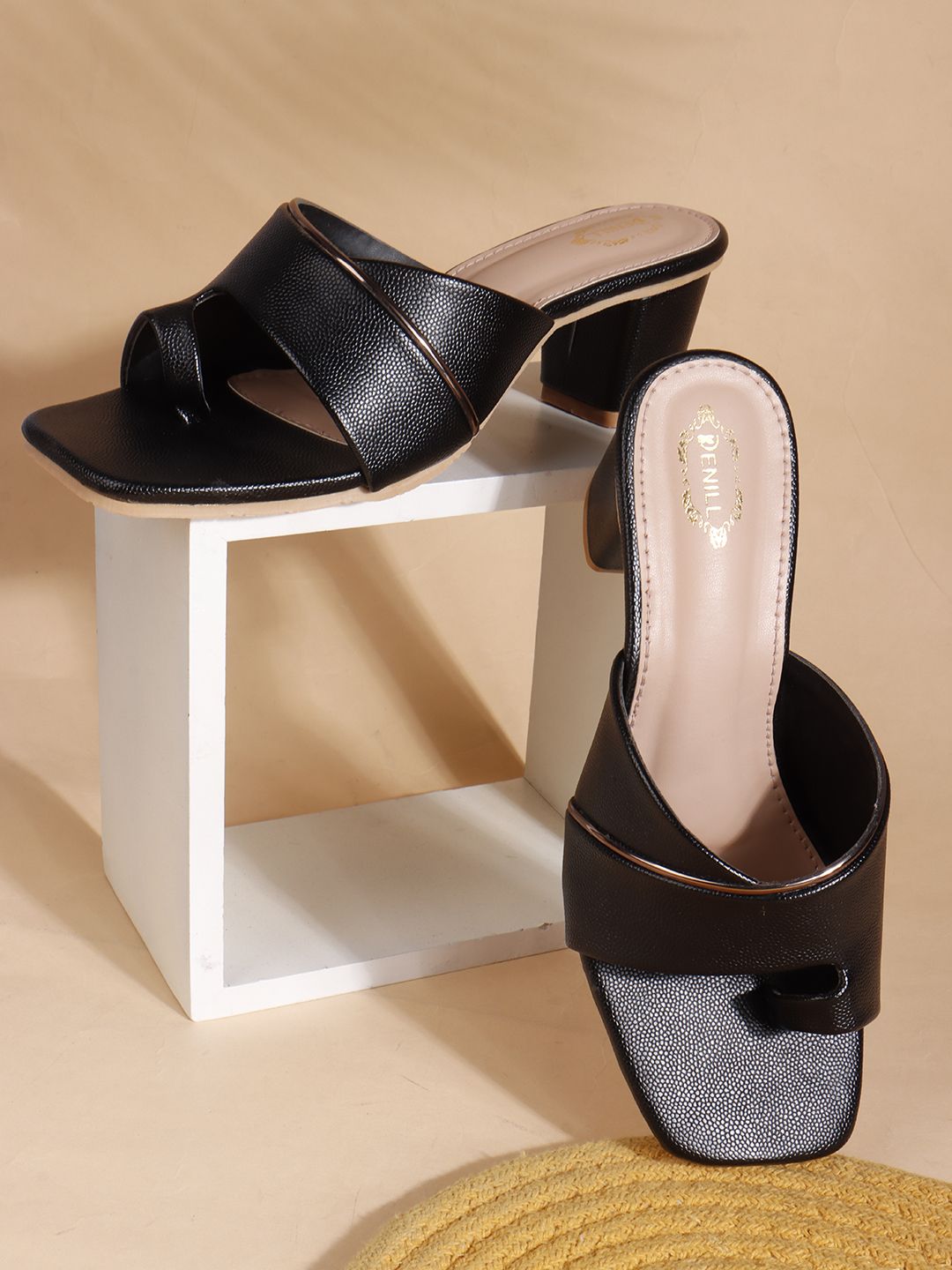 Black_Synthetic_Leather_Heels_For_Women