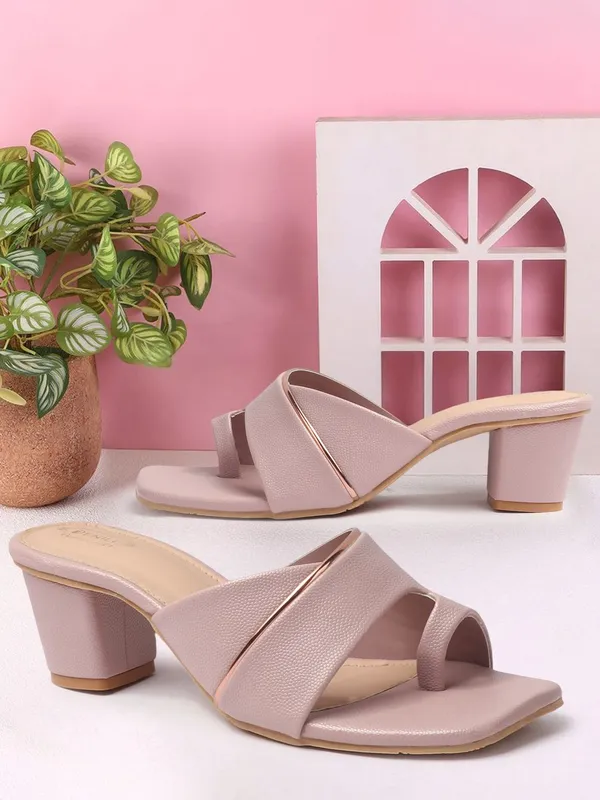 Pink_Synthetic_Leather_Heels_For_Women