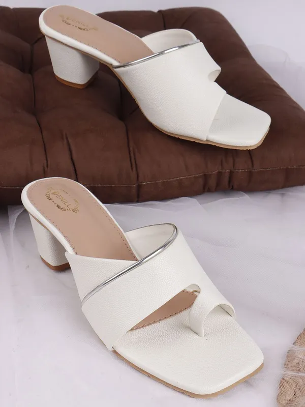 White_Synthetic_Leather_Heels_For_Women