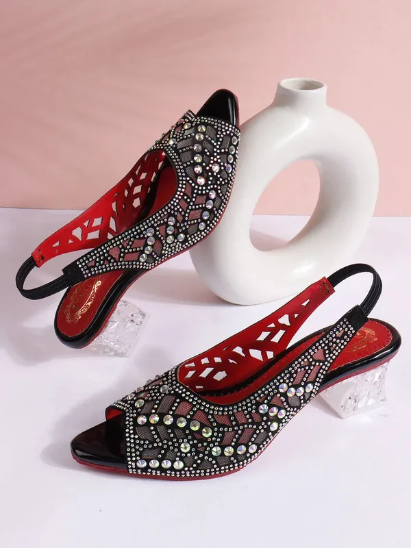 Black_Synthetic_Heels_For_Women