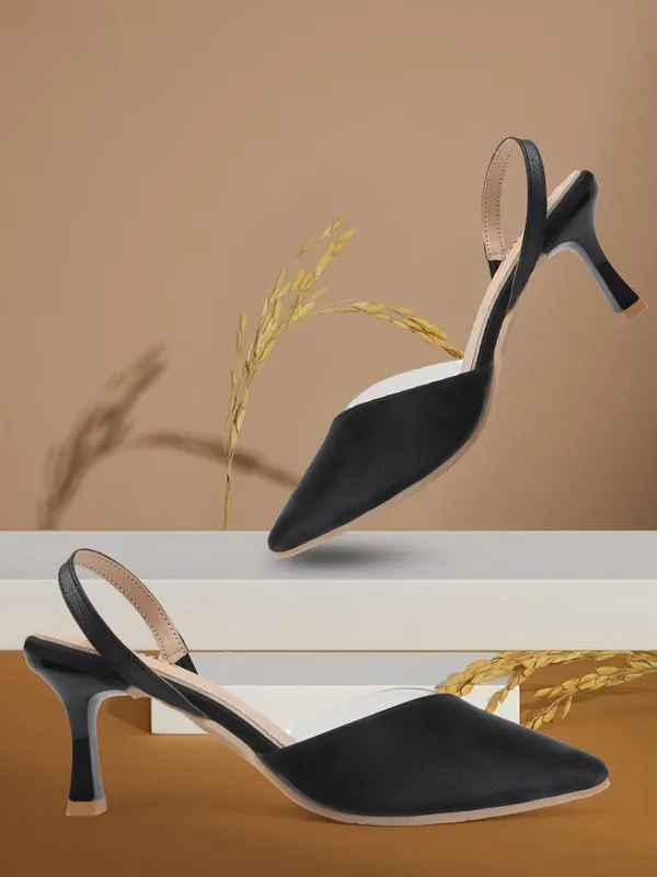 Black_Synthetic_Leather_Heels_For_Women