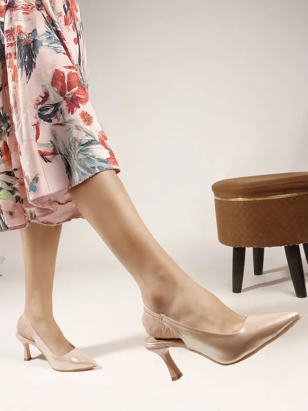 Pink_Synthetic_Leather_Heels_For_Women
