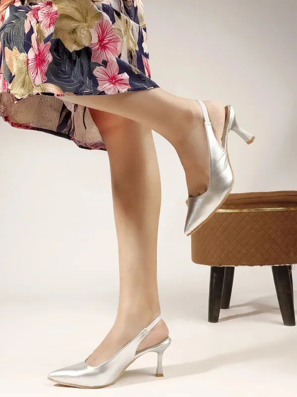 Silver_Synthetic_Leather_Heels_For_Women