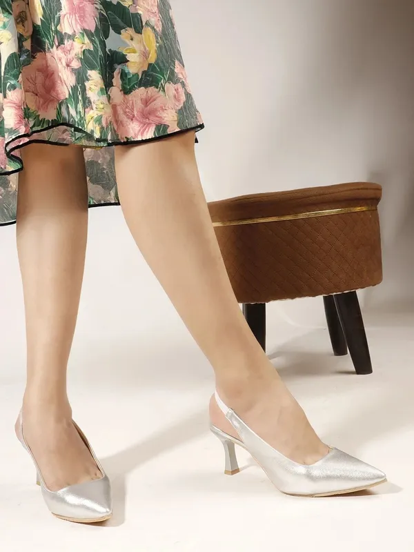 Silver_Synthetic_Leather_Heels_For_Women