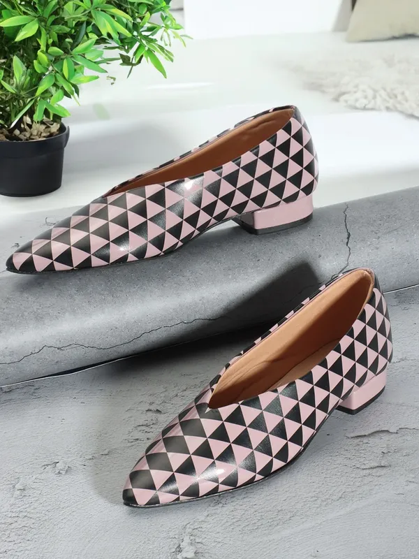 Pink_Patent_Leather_Flats_For_Women
