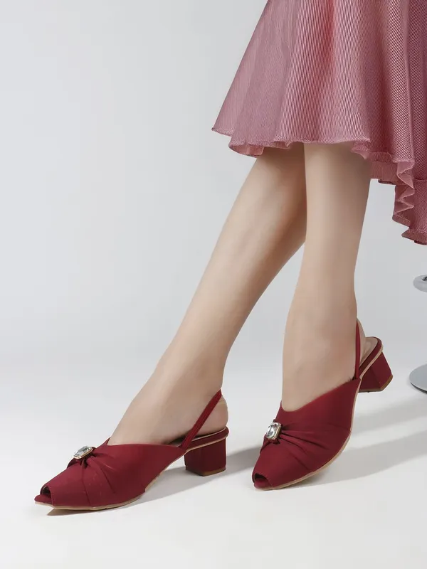 Maroon_Fabric_Heels_For_Women
