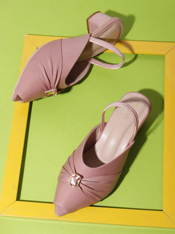 Pink_Fabric_Heels_For_Women
