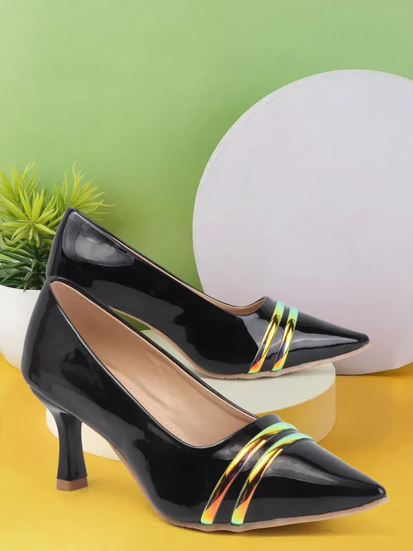 Black_Patent_Leather_Heels_For_Women