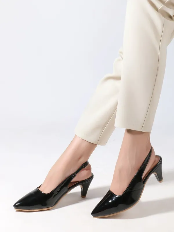 Black_Synthetic_Leather_Heels_For_Women