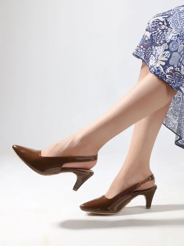 Brown_Synthetic_Leather_Heels_For_Women