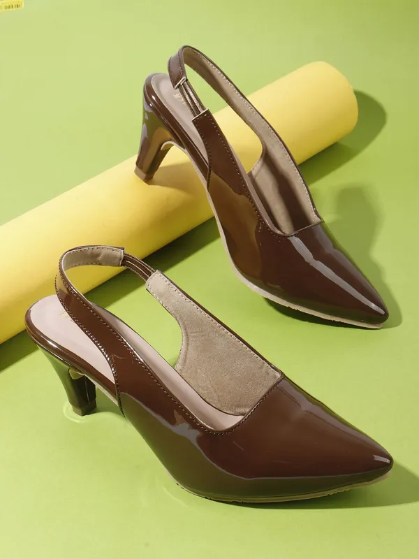 Brown_Synthetic_Leather_Heels_For_Women