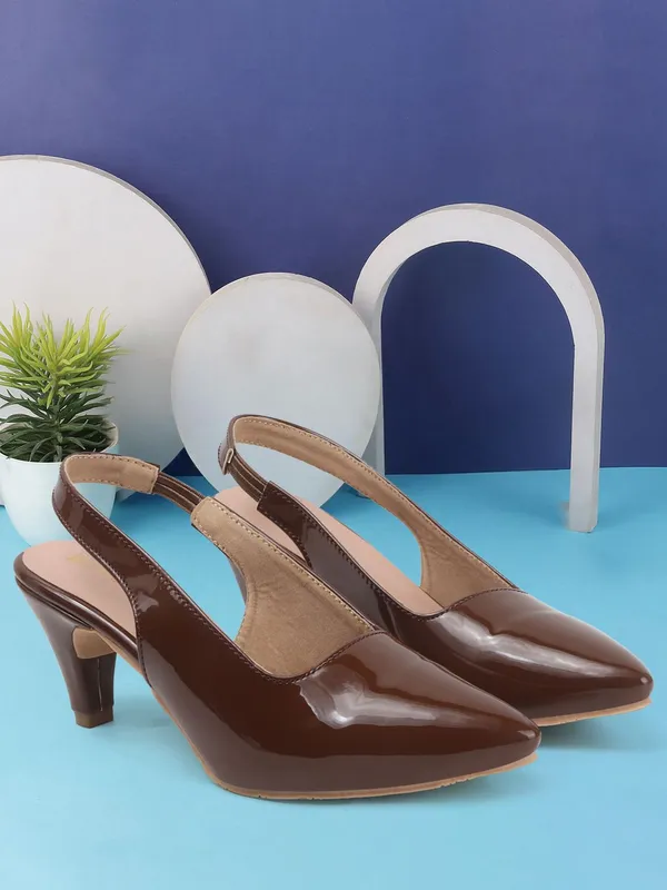 Brown_Synthetic_Leather_Heels_For_Women