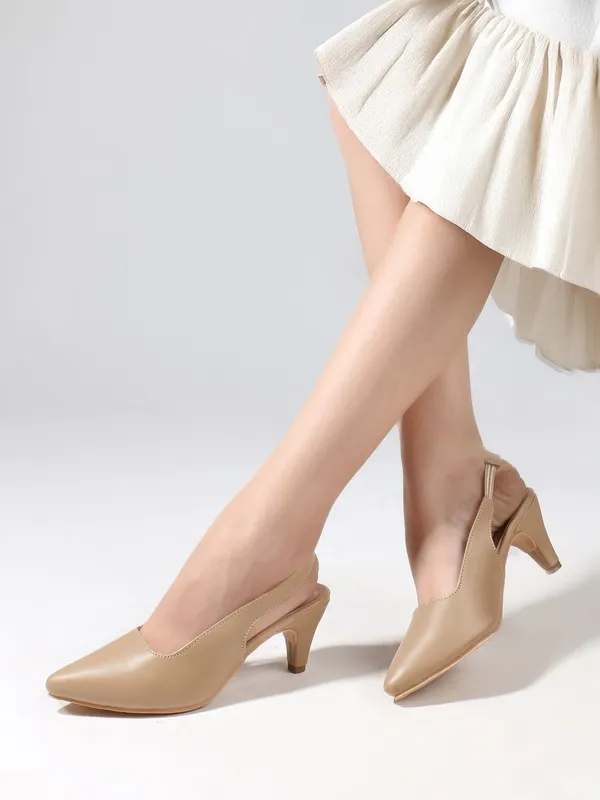 Beige_Patent_Leather_Heels_For_Women