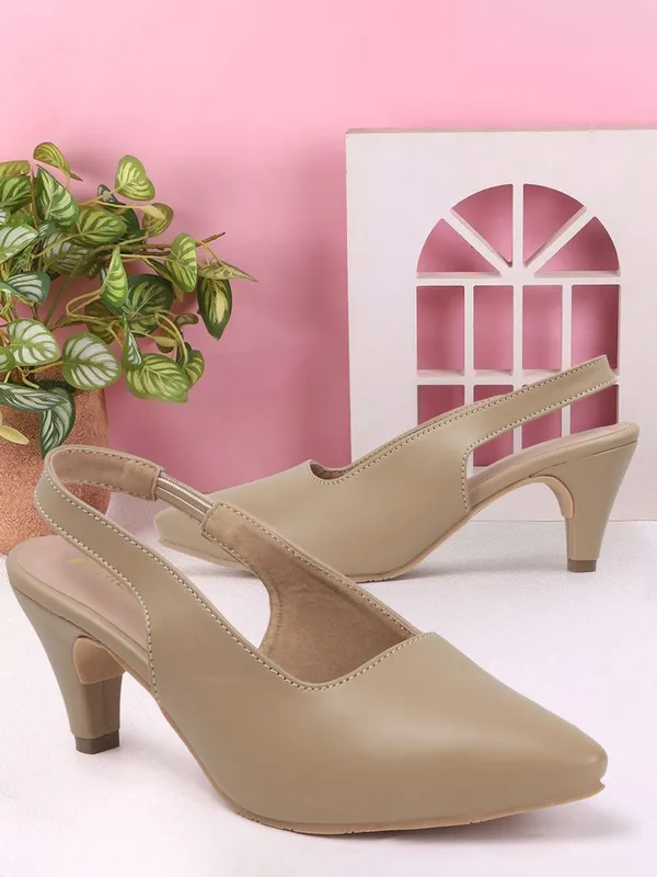 Beige_Patent_Leather_Heels_For_Women