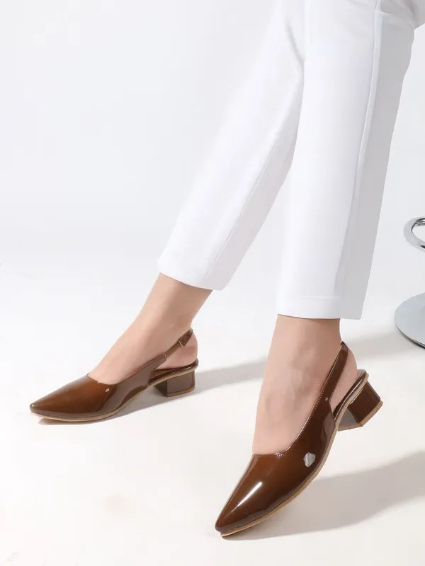 Brown_Patent_Leather_Heels_For_Women