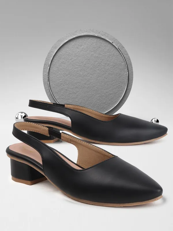 Black_Synthetic_Leather_Heels_For_Women