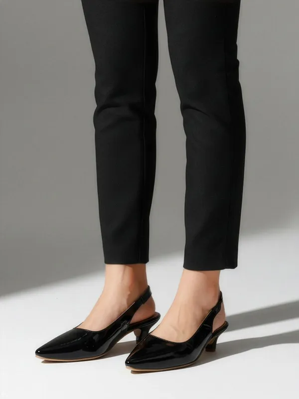 Black_Patent_Leather_Heels_For_Women