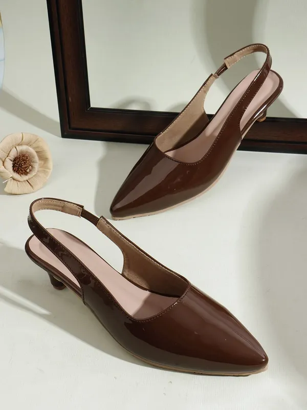 Brown_Patent_Leather_Heels_For_Women