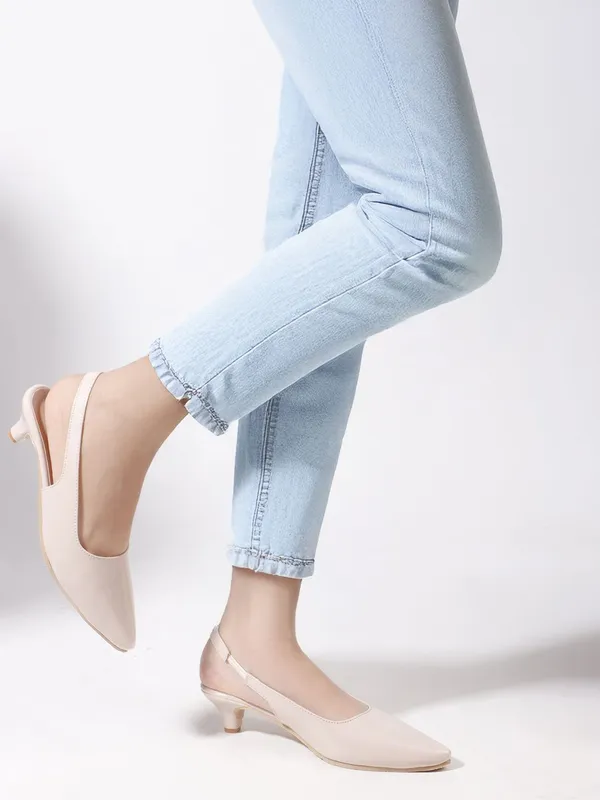 Beige_Patent_Leather_Heels_For_Women