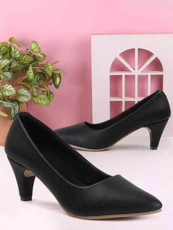 Black_Synthetic_Leather_Heels_For_Women