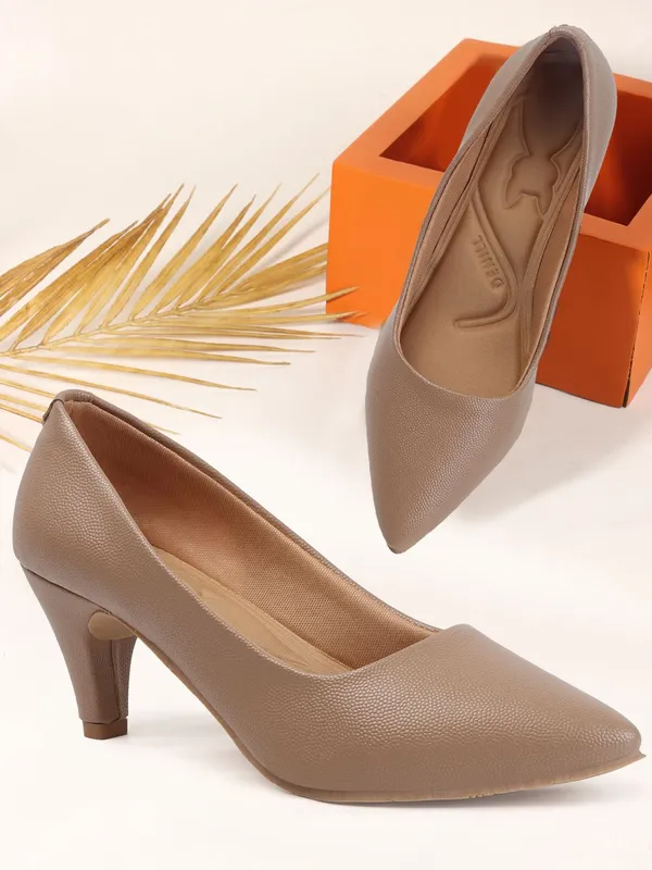 Beige_Synthetic_Leather_Heels_For_Women